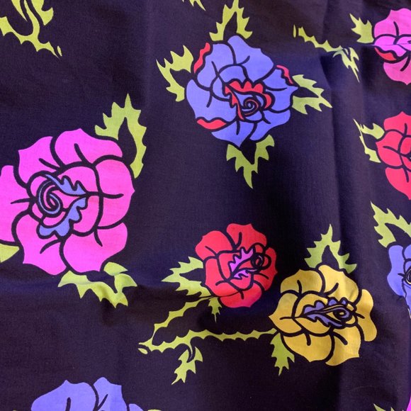 Nooworks Ruffle Top Roses 2020 Gentle Thrills NWT - Picture 5 of 6